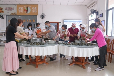 “粽”享温情！这个端午，和“最美家庭”一起过