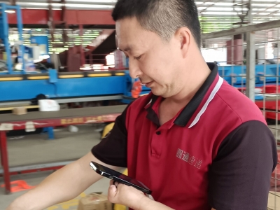 强国复兴有我丨在快递行业里奔跑！省五一劳动奖章获得者、梅州智慧运输有限公司快递员陈伟浪背后的故事...