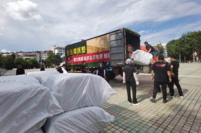 爱心汇聚力量！雅兰集团向梅州捐赠价值50万救灾物资