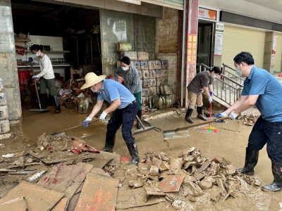 风雨同舟，共克时艰！ 蕉岭县科工商务局上下同心助力灾后重建