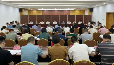兴宁市政府召开党组会议和常务会议，研究部署防台风等重点工作