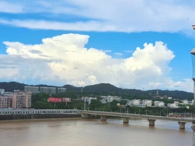 在客家山乡的悲喜岁月——康力同志回忆录