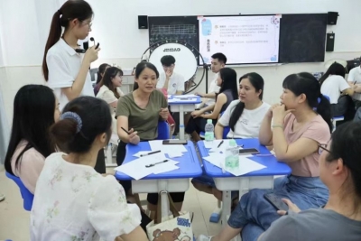 广州大学师生赴平远开展心理健康知识与辅导技能培训