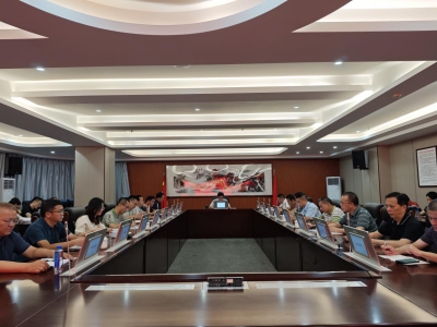 梅州市政务服务和数据管理局传达学习贯彻党的二十届三中全会精神会议召开