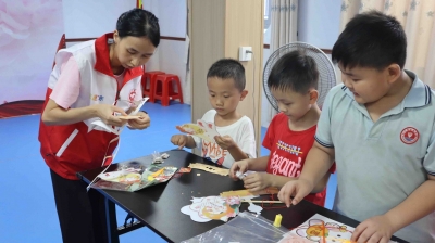 花灯月饼DIY，梅江区西阳镇组织多彩活动迎中秋！