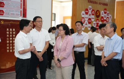 杨朝晖率队赴深圳中山学习调研并宣讲：加强联系互学互鉴  共同提升履职能力水平