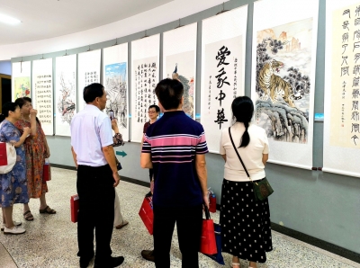 “心向祖国——庆祝中华人民共和国成立75周年书画作品联展”开展 80多幅作品礼赞新时代