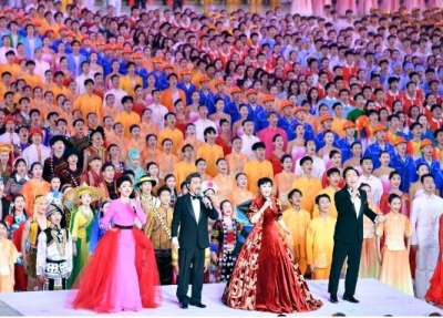 努力铸就新时代文艺高峰——以习近平同志为核心的党中央引领新时代文艺繁荣发展纪实