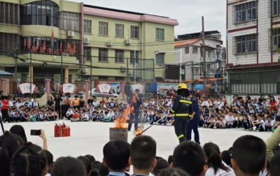 兴宁市应急管理局举办信用体系建设与防灾减灾、安全生产、森林防火综合宣传活动