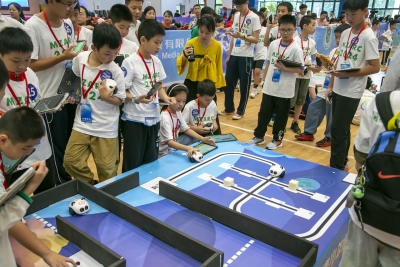 市科协打造“客都小小科学家”品牌，科普进校园成效显著