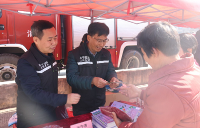 梅州市安全宣传“五进”活动走进兴宁市水口镇河口村