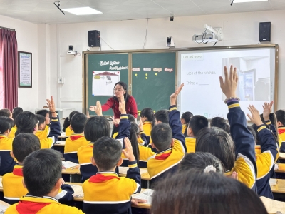 梅县区教师发展中心开展送教送培暨广东省中小学教师校本研修、城乡教育共同体研修活动：“区”动成长 “域”见美好  