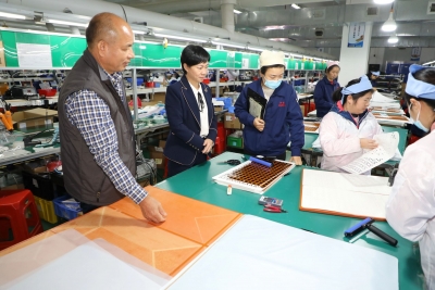 钟秀堂到部分企业开展走访服务：强基础 促提升 奋力推动五华经济社会高质量发展