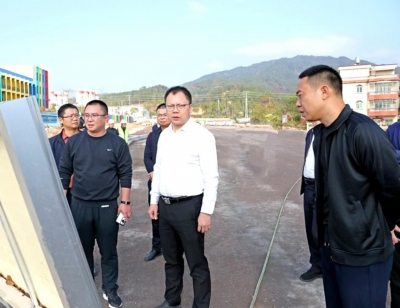 周小勇调研重点项目： 振奋精神 鼓足干劲 全力以赴抓项目、促发展