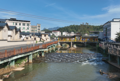 水清、岸绿、路畅！蕉岭蓝坊镇深入开展美丽圩镇“七个一”建设成效显著