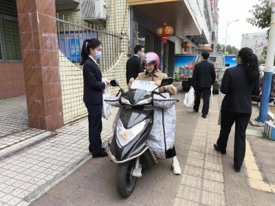 弘扬诚实守信文明新风，推进社会信用体系建设！兴宁市检察院开展诚信文化宣传进社区活动