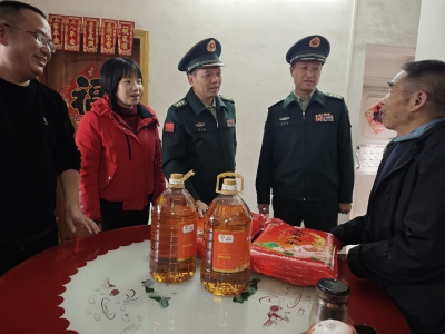 武警梅州支队赴兴宁永和镇开展节前慰问活动