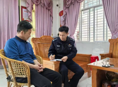 平安五华：火红春节里的“藏蓝”故事