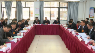 喻勇参加平远县委十四届七次全会暨县委经济工作会议分组讨论