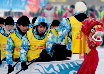 一习话·冰雪春天丨“发展冰雪产业，丰富群众冰雪赛事活动”