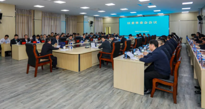 梅县区委常委会召开会议：深入学习贯彻习近平总书记重要讲话重要指示批示精神 研究部署新时代老干部、全力加快重点项目建设等工作