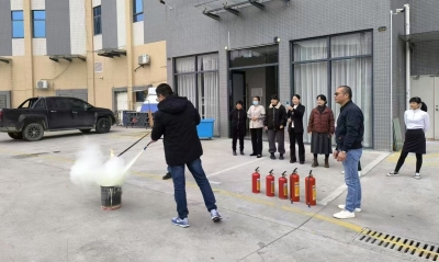 拧紧“安全阀”！梅江区各企业安全规范推进节后复工复产