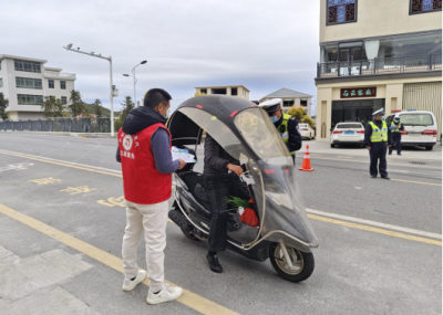 平远县石正镇开展道路交通安全劝导行动