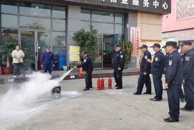 筑牢企业复工复产安全防线！兴宁市消防救援大队开展消防知识培训直播