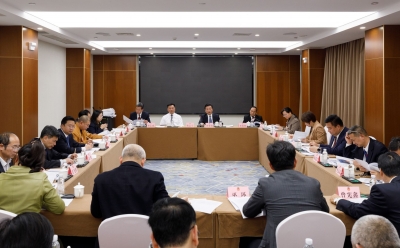 市政协八届四次会议提案委员会成员会议召开，通过拟立案提案204件