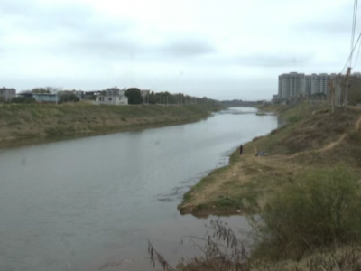 棒棒哒！兴宁市警民合力救起一落水者