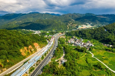 汕梅高速改扩建项目，入选全国公路重大工程新闻宣传“十佳项目”！