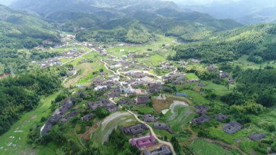 平远：“绘梦乡村·助力振兴”艺术写生赋能乡村振兴