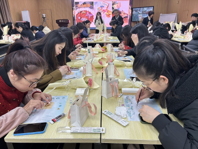 “螺钿映芳华 非遗她力量”——中国人寿梅州分公司举办“三八”妇女节文化体验主题活动