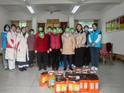 兴宁宁新街道社工开展三八妇女节活动