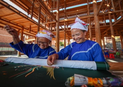 第1视点｜乡村振兴展新貌 侗寨日子更红火