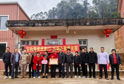 喜报送家门 荣光传家乡！丰顺一现役军人荣立三等功