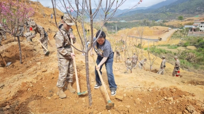 植下参军树，种下报国志！兴宁市预定新兵为家乡种下“从军林” 