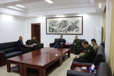 贾文进到兴宁市黄槐镇调研军旅小镇建设情况