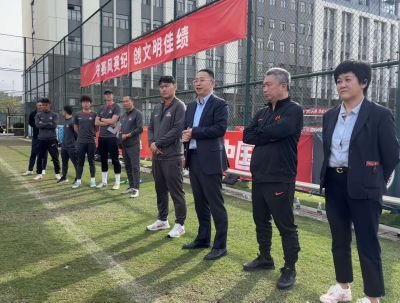 崔剑一行来梅开展足球发展调研工作