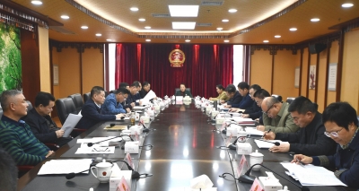 市人大常委会召开党组理论学习中心组专题学习会：深入学习贯彻习近平总书记视察广东和澳门重要讲话重要指示精神