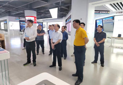 梅县区教育局组织教育管理干部到珠海学习交流