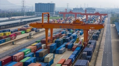 中央政治局会议释放了哪些重要信号？