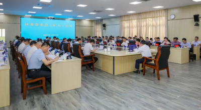 梅县区委常委会召开扩大会议：把握形势 坚定信念 全力以赴抓经济、促发展