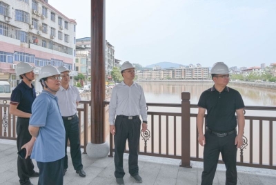周小勇督导检查“五一”节前安全生产、活动筹备和防汛备汛工作