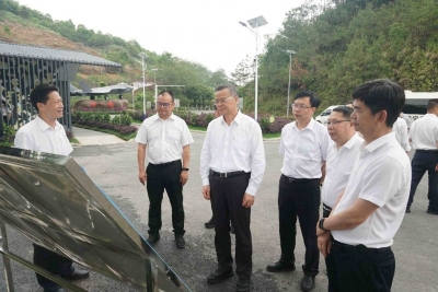 省人大常委会党组成员吕业升率队到兴宁开展定点联系工作