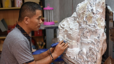 “顽石”变形记！丰顺石雕品牌创建者徐代铭，这样“创”出一片新天地~