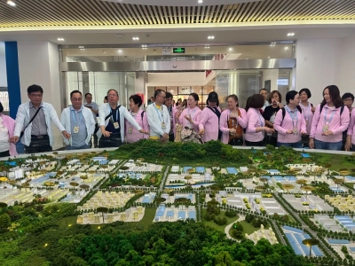 香港梅县南口同乡会到丰顺县考察