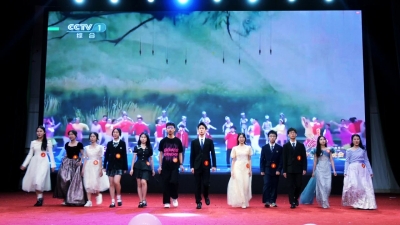 梅雁中学举行第九届校园文化节•梅雁好主持比赛