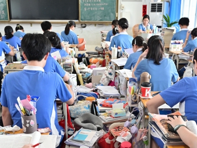 @高考生 这些涉高考违法有害信息勿相信！三部门将严查