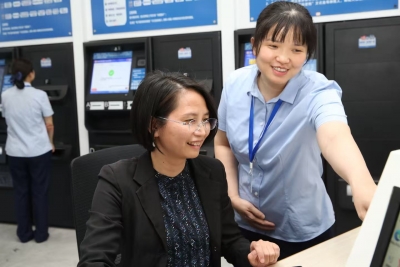 服务好不好，群众企业说了算！记“广东省先进集体”国家税务总局五华县税务局